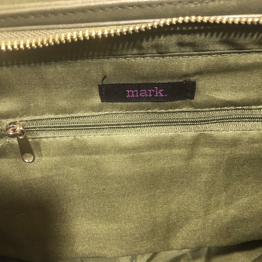NEW Mark By Avon Duty Bound Army Green Purse Bag - Picture 5 of 8